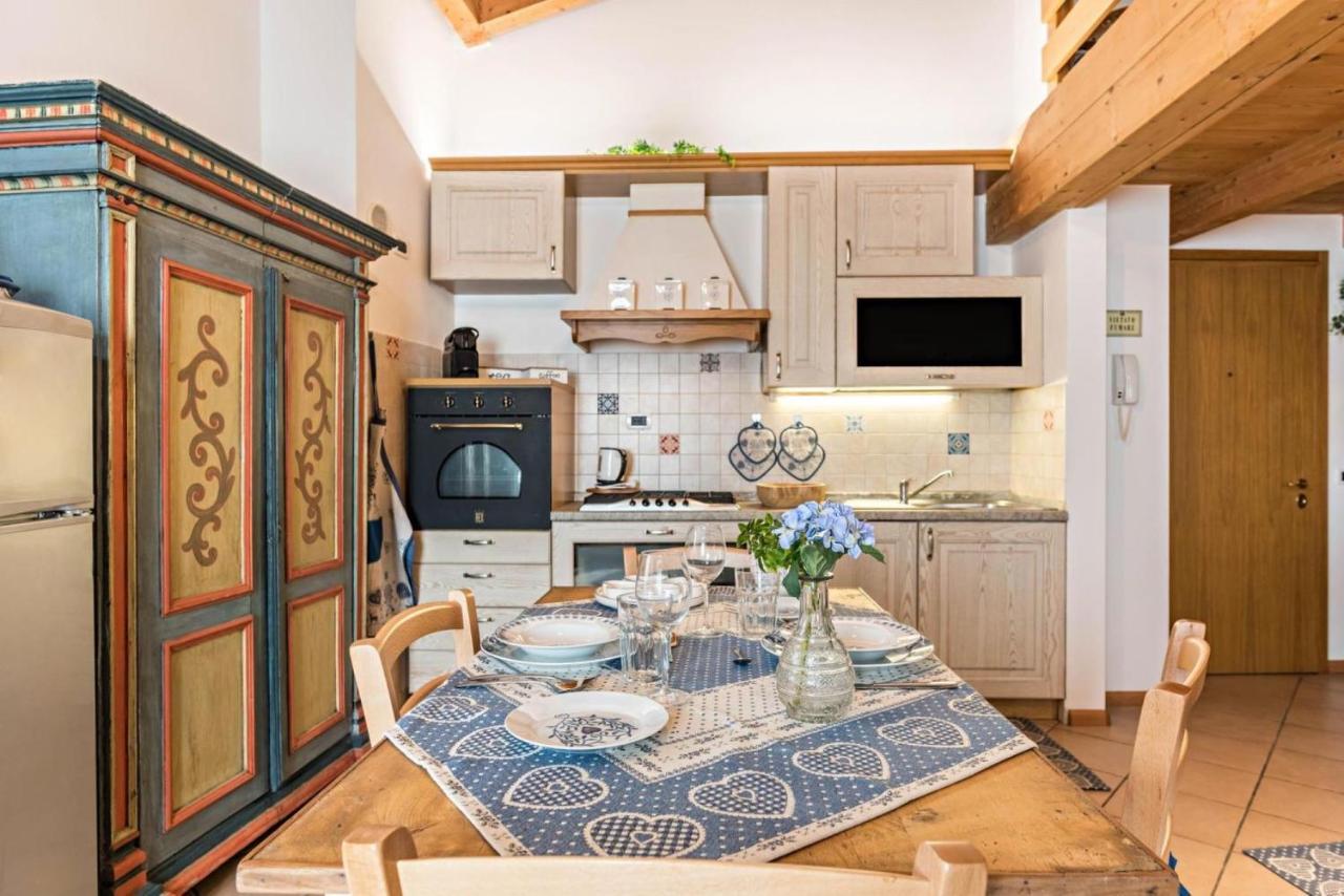 Loft Della Perpetua Di Casa Bernardi, Fuga Romantica Petfriendly Montagnaga  Bagian luar foto