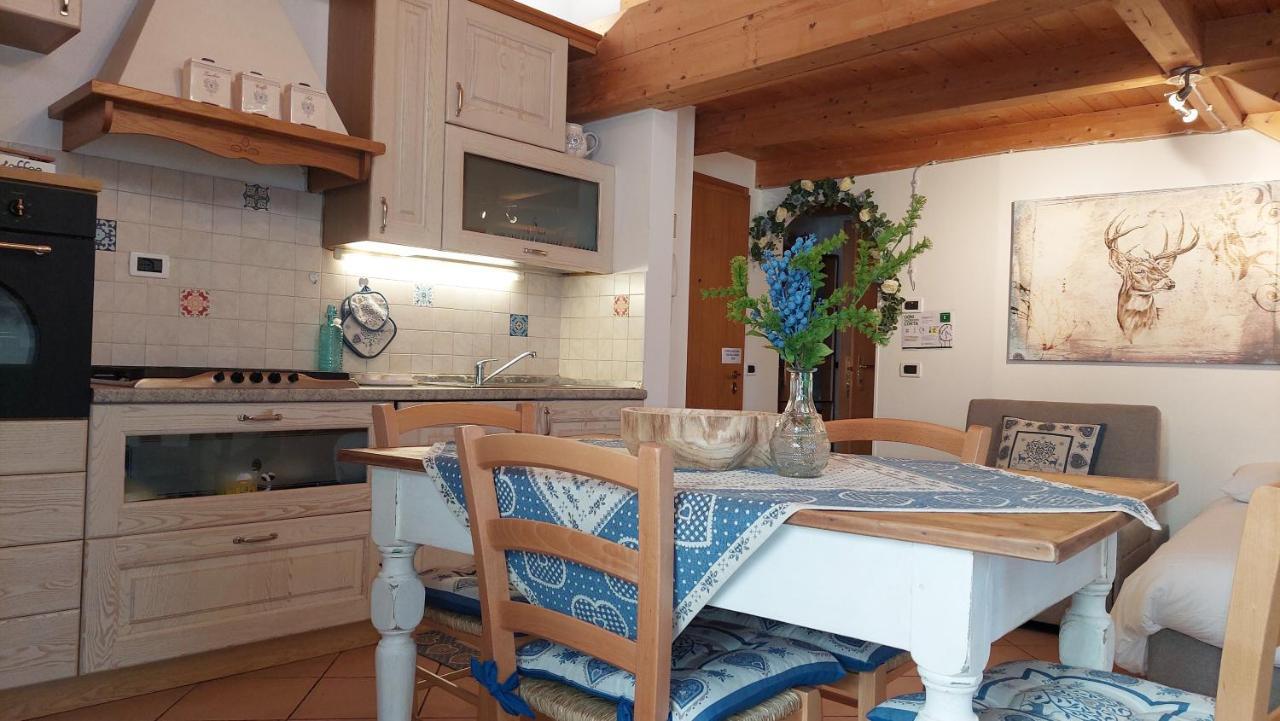 Loft Della Perpetua Di Casa Bernardi, Fuga Romantica Petfriendly Montagnaga  Bagian luar foto