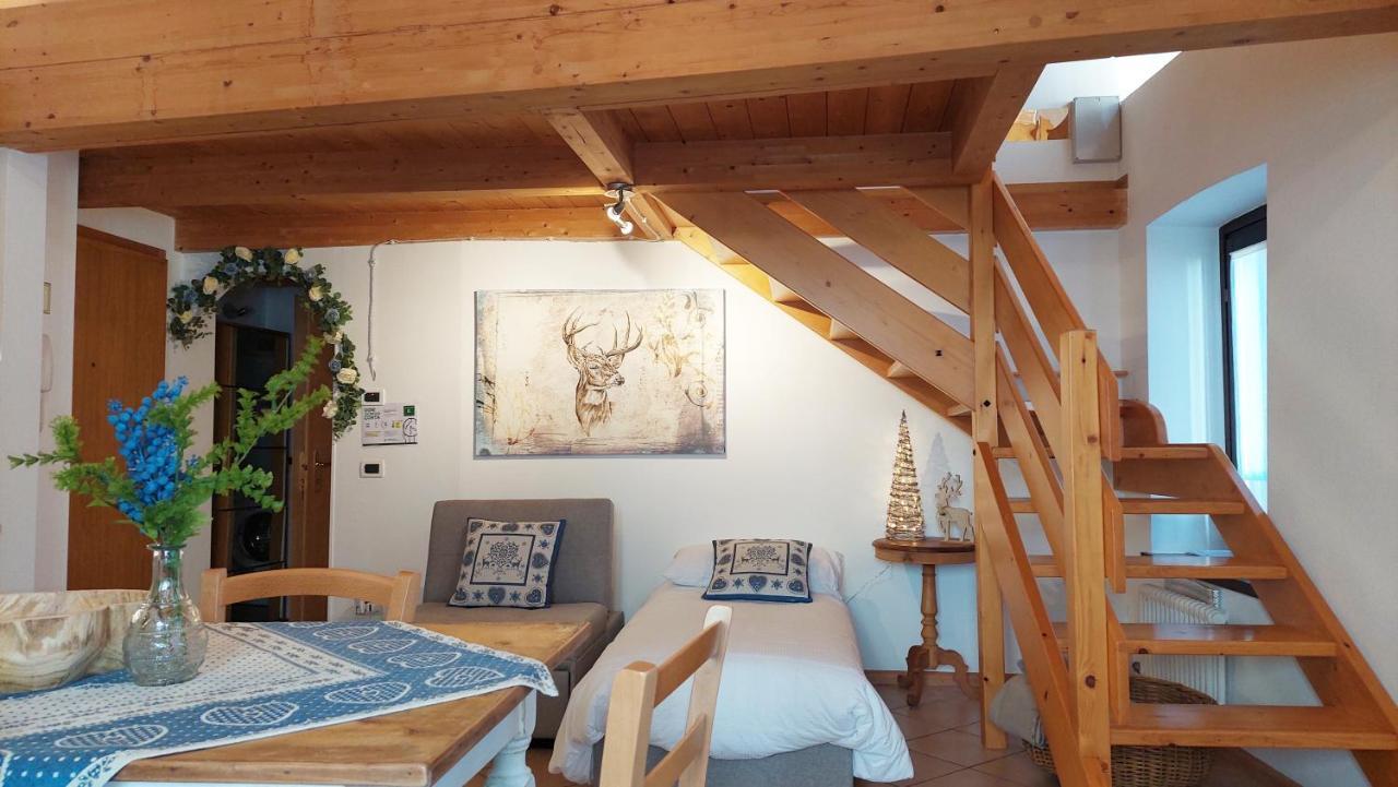 Loft Della Perpetua Di Casa Bernardi, Fuga Romantica Petfriendly Montagnaga  Bagian luar foto