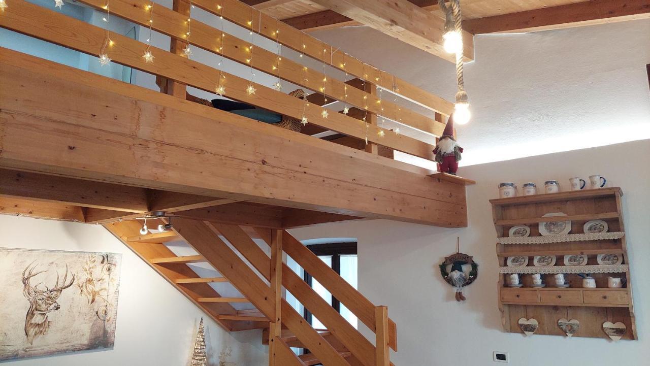 Loft Della Perpetua Di Casa Bernardi, Fuga Romantica Petfriendly Montagnaga  Bagian luar foto