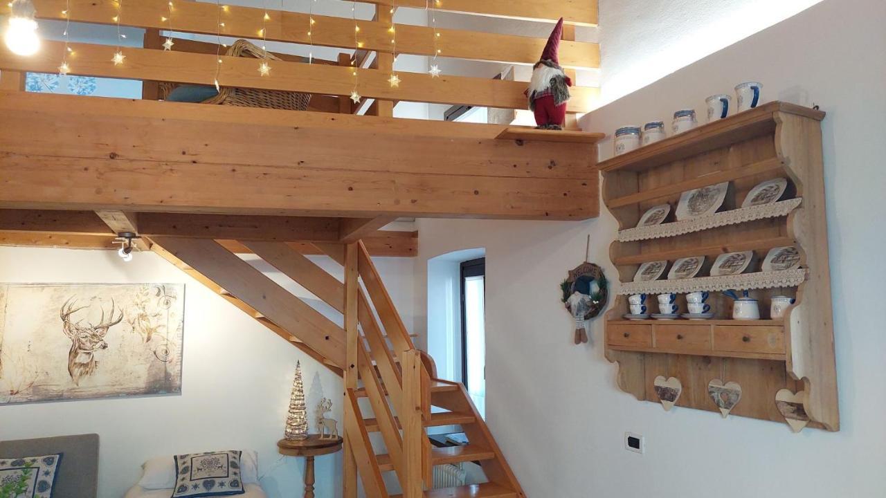 Loft Della Perpetua Di Casa Bernardi, Fuga Romantica Petfriendly Montagnaga  Bagian luar foto